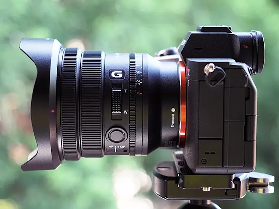 FE PZ 16-35mm F4 G SELP1635Gのレビュー比較まとめ 軽量353g・パワー